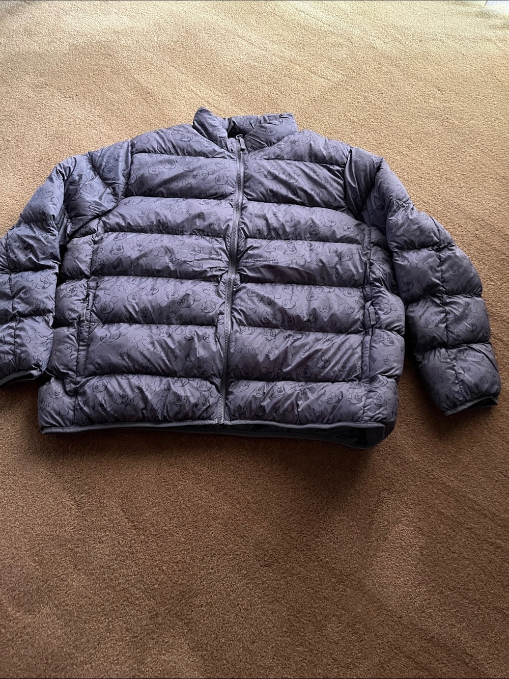 NWT DISNEY MICKEY MOUSE PUFFER JACKET GREY 3XL